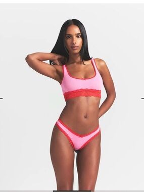 SKIMS Pink Lace Trim Bralette & Bikini Brief Set - Pink/Red